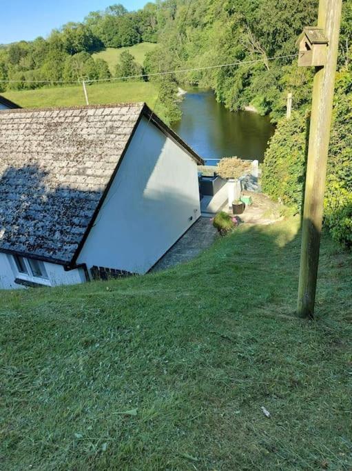 Riverside Retreat Llandysul 外观 照片