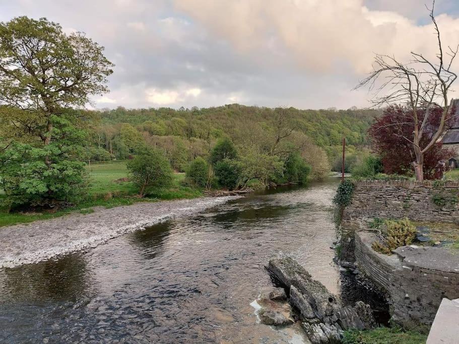 Riverside Retreat Llandysul 外观 照片
